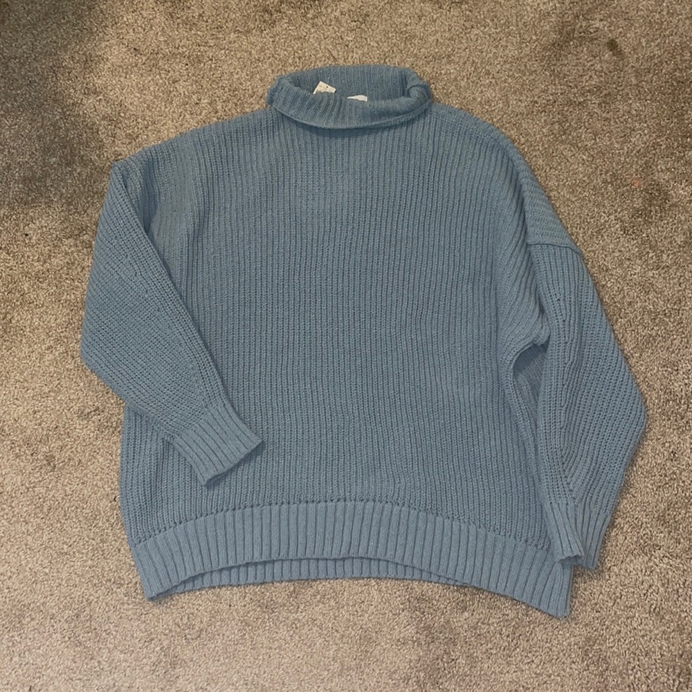 Aerie turtleneck sweater